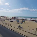 Le Galet Bleu